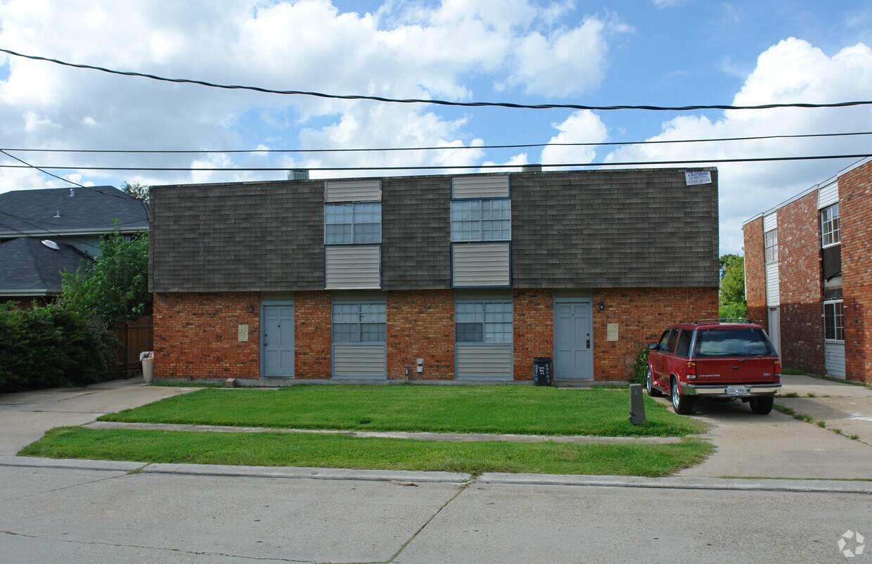 Foto del edificio - 3711 Rockford Hts