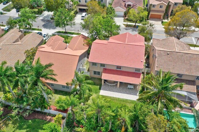 Foto del edificio - 126 Cameron Ct