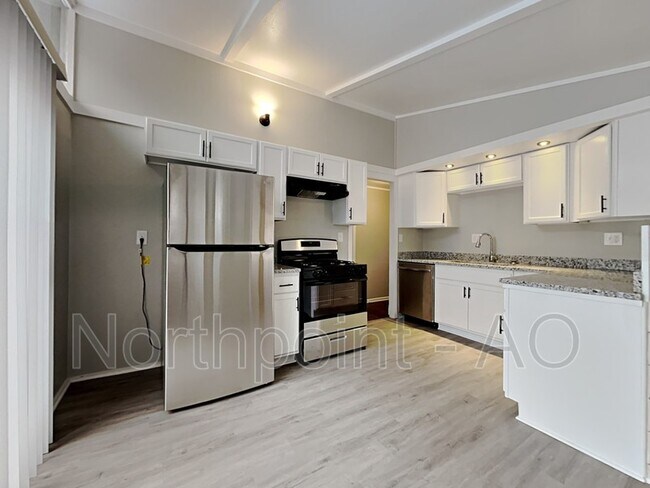 Foto del edificio - 5904 N Garfield Ave