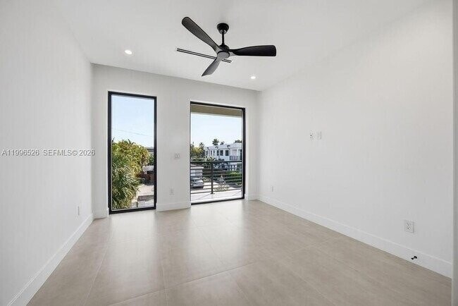 Photo - 1337 NE 13th Ave Townhome