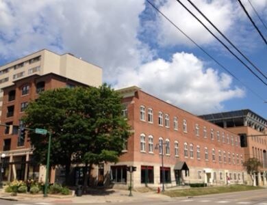 Building Photo - 332 E Washington St