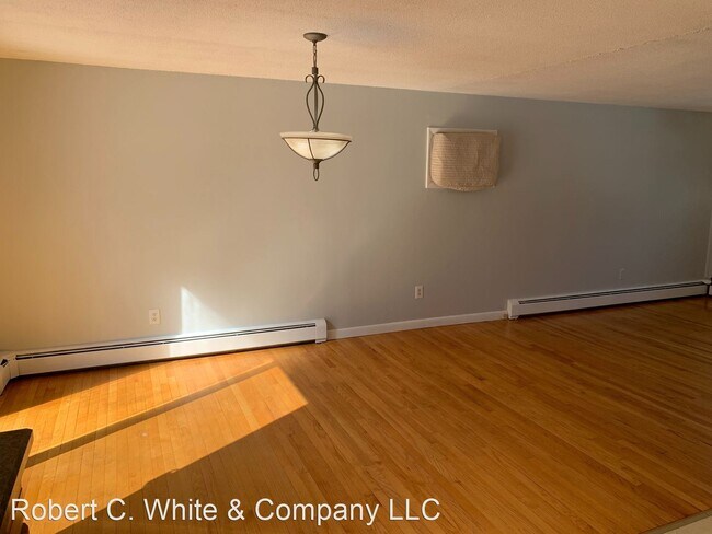 Building Photo - 3 br, 2 bath House - 480 Mixville Rd