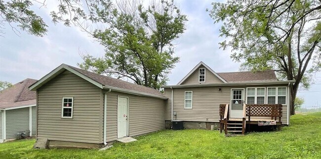 Foto del edificio - 1324 W Walnut St