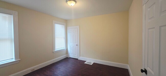 Foto del edificio - 273 Brooks St