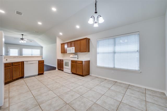 Building Photo - 2842 Saddlebred Trail