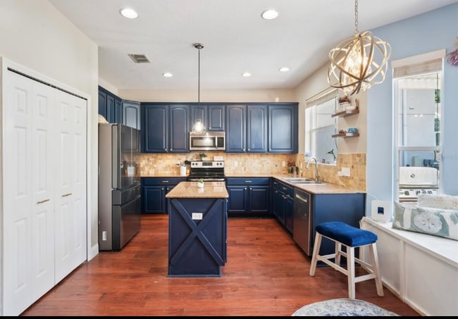Building Photo - 12935 Solola Way