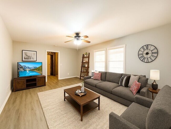 Foto del edificio - 5609 N Mayview Ave