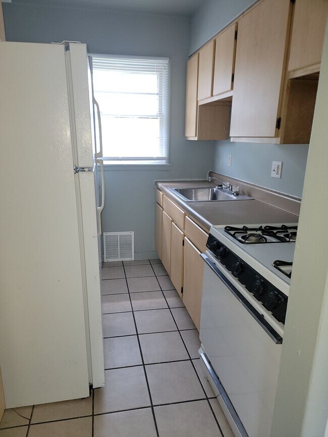 Foto del edificio - 2BR/1BA Updated Home – Vouchers Welcome!