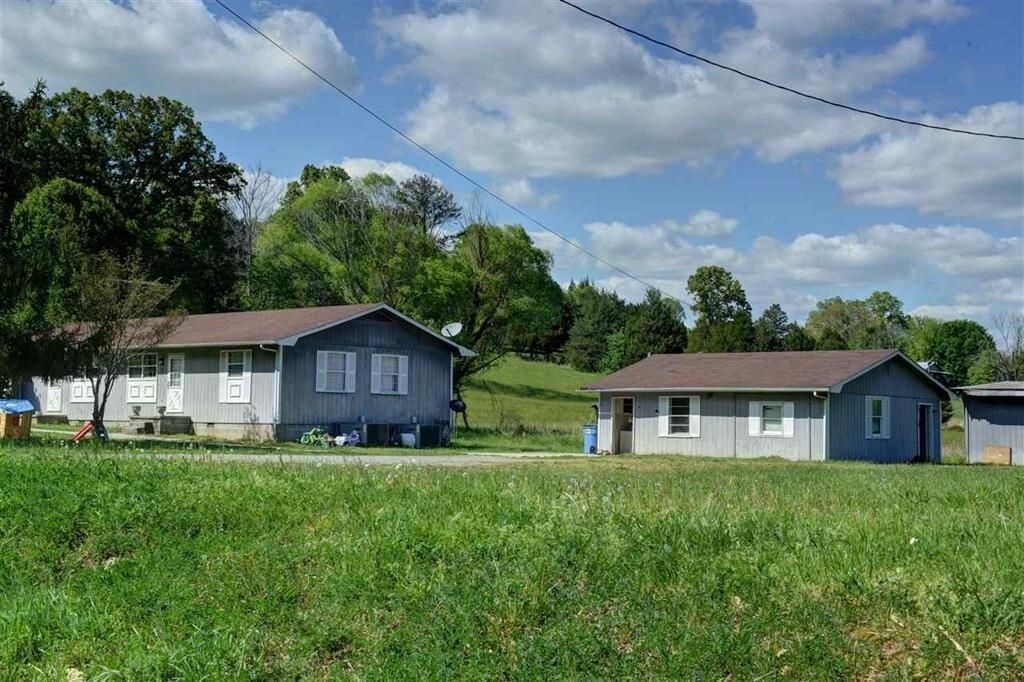 Primary Photo - 1360 Crosby Ln