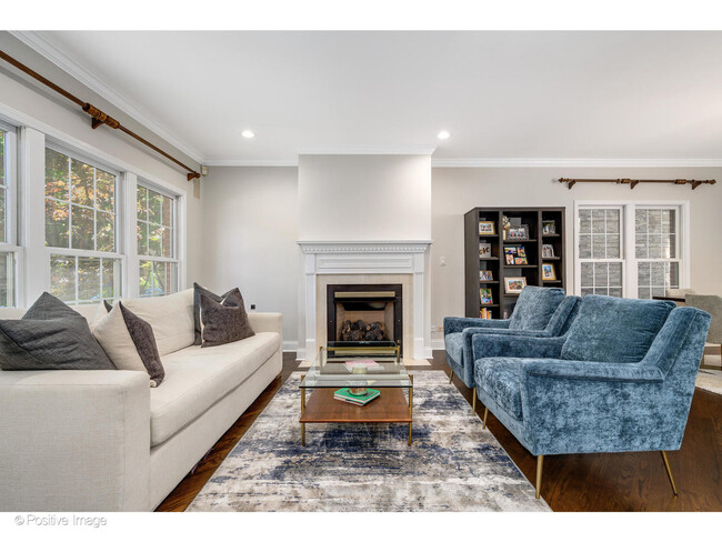 Foto del edificio - 2238 N Southport Ave