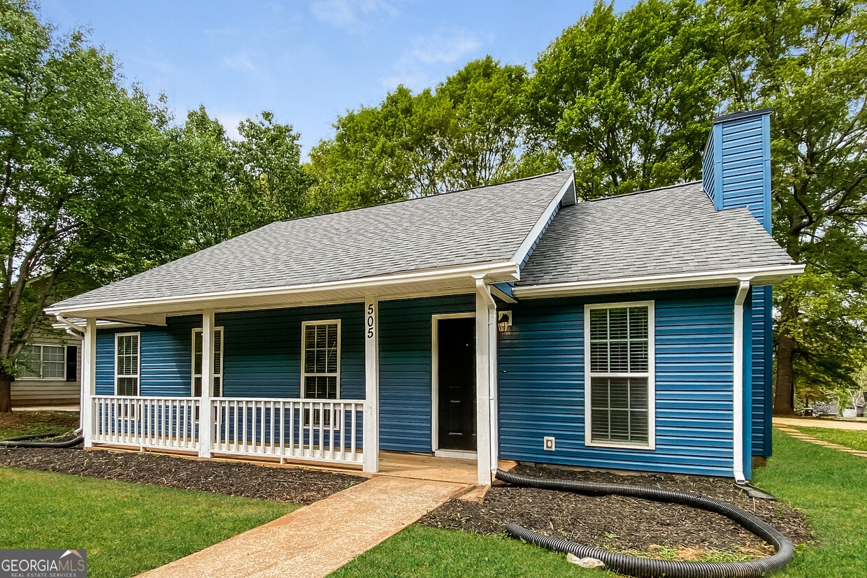 Foto principal - 505 Rosehill Dr