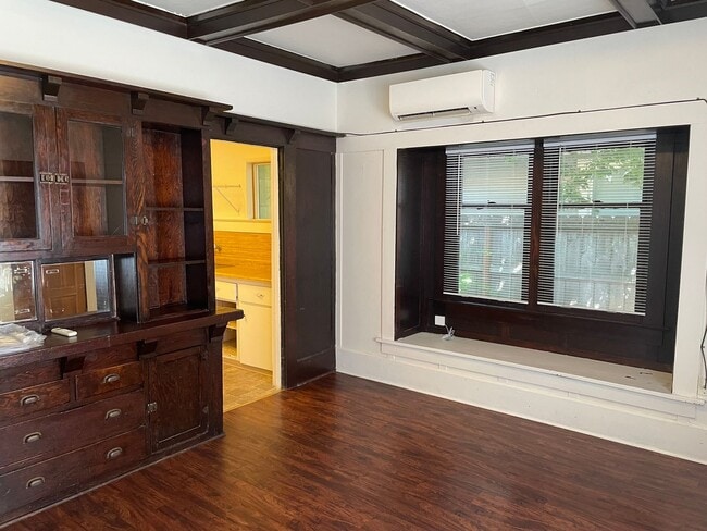 Foto del edificio - Nice 1 Bedroom 1 Bath Duplex