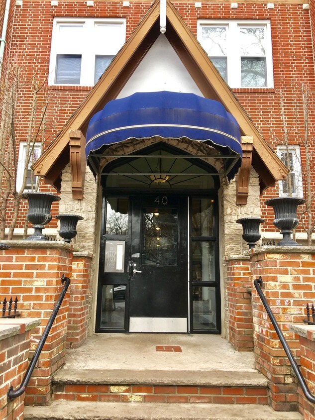 Primary Photo - 40 Lenox Ave