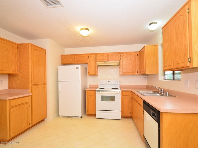 Building Photo - 113 Arrowhead Dr