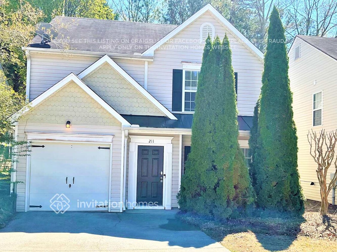 Primary Photo - 211 Woodland Way