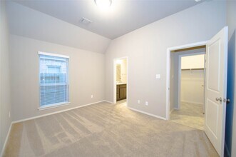 Building Photo - 29006 Crystal Rose Ln