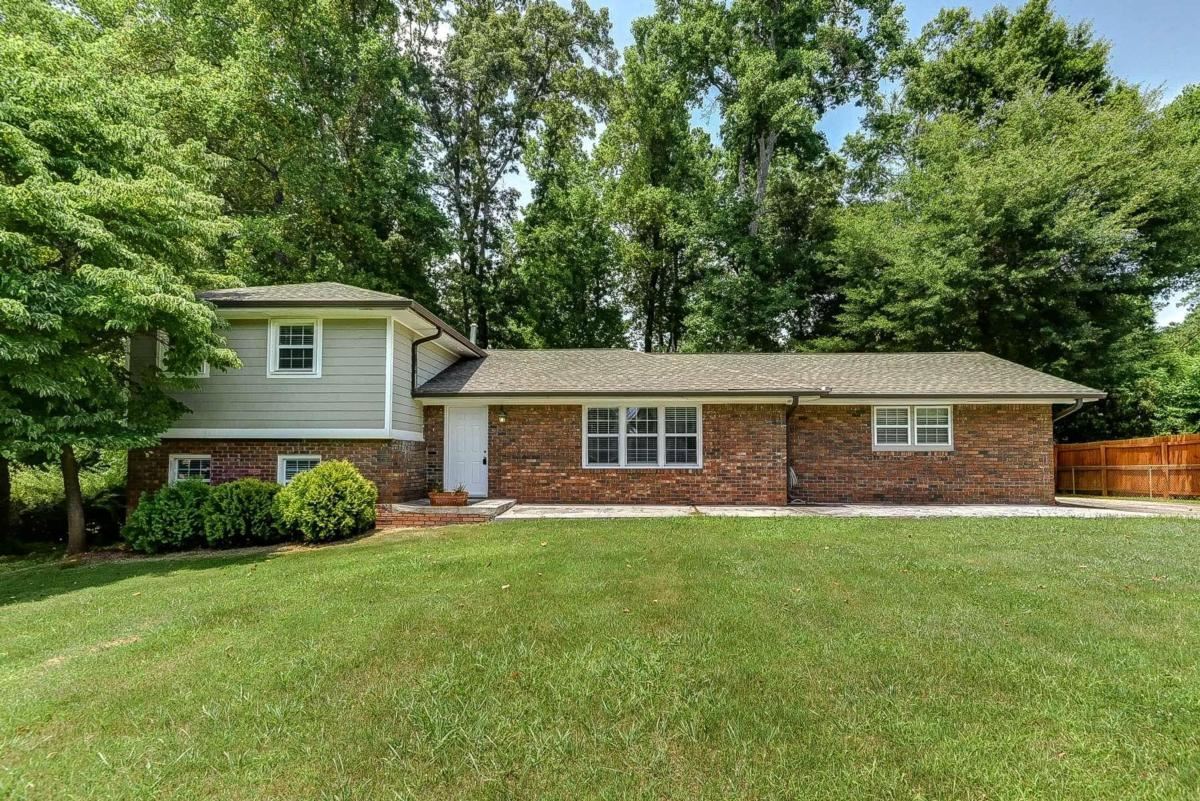 1634 E Lake Dr, Marietta, GA 30062 House Rental in Marietta, GA