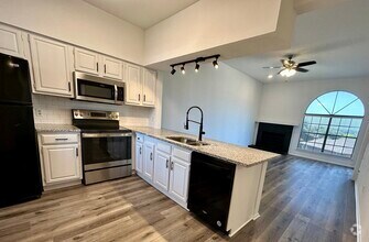 Building Photo - 218 Henry Chandler Dr