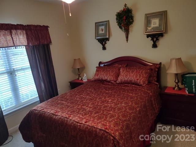 Foto del edificio - 8264 Windsor Ridge Dr