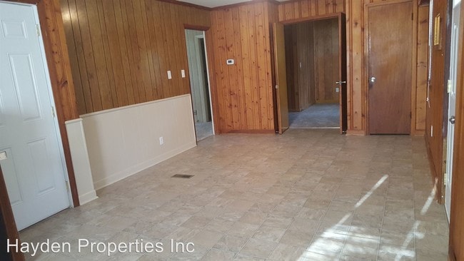 Building Photo - 3 br, 2 bath House - 114 Elder Avenue