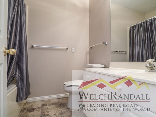 Building Photo - Beautiful, Spacious Home in Bountiful