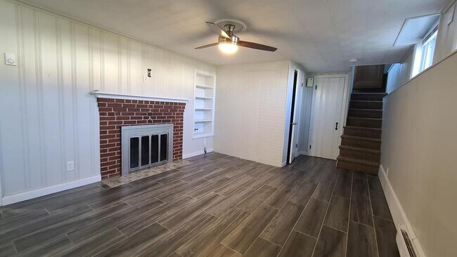 Building Photo - 131 Phenix Ave