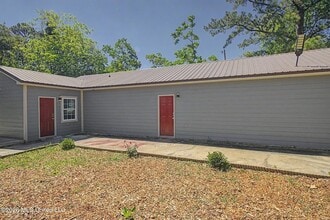 Building Photo - 9424 Daisy Vestry Rd