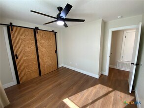 Building Photo - 4725 Hartrick Bluff Rd
