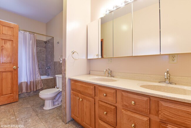 Foto del edificio - 4810 S Prairie Ave