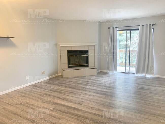 Foto del edificio - 2960 W Stuart St