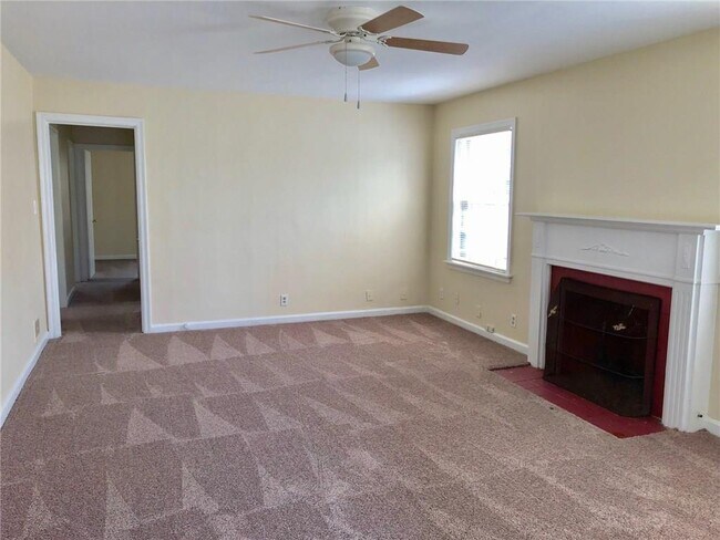 Building Photo - 3603 N Layman Ave