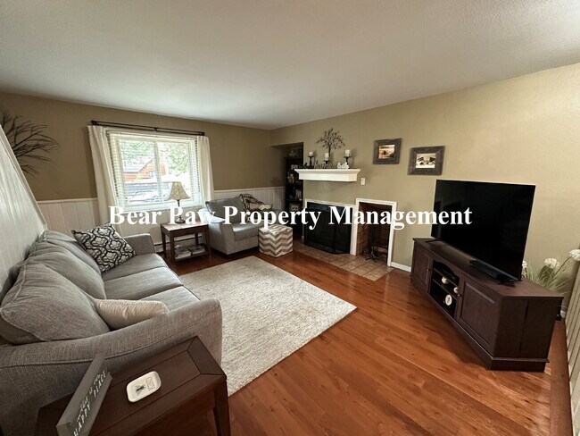 Foto del edificio - "Charming Duplex! Your Perfect Mountain Home Awaits!"