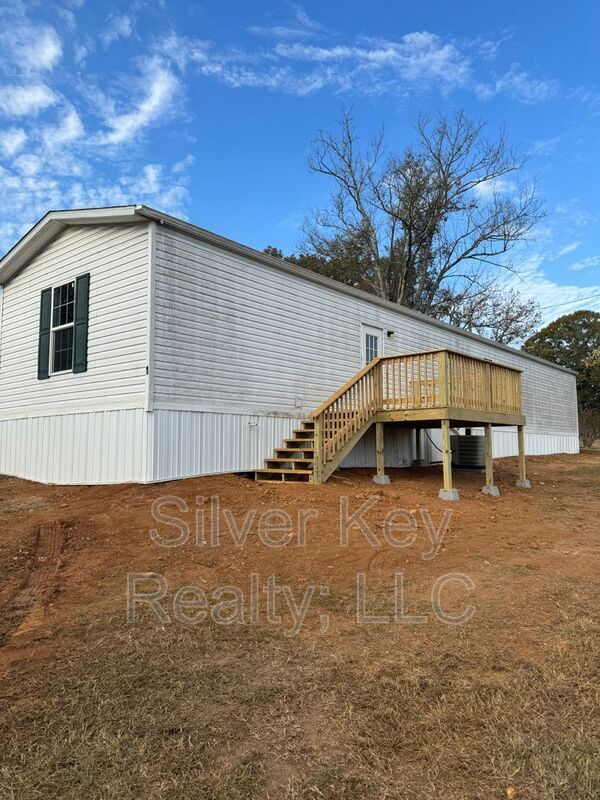 Foto del edificio - 3000 Highway 11 S