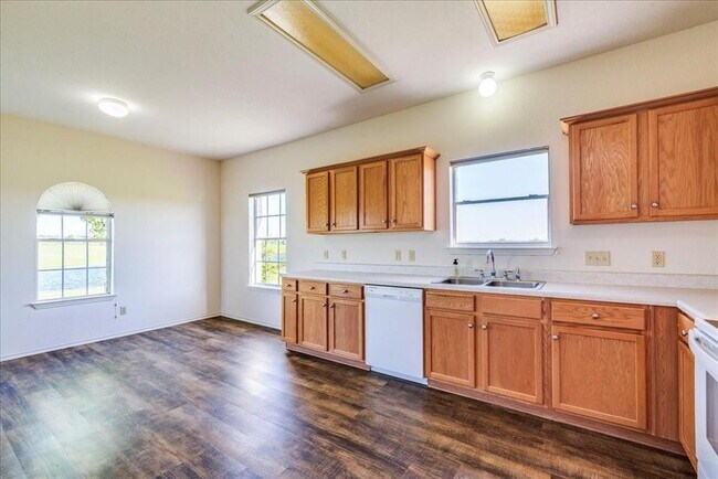 Foto del edificio - 1644 Co Rd 139