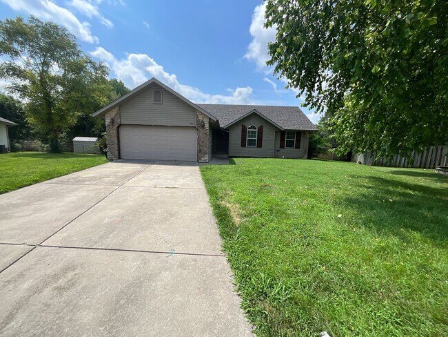 Foto del edificio - Beautiful Ozark Home for Lease