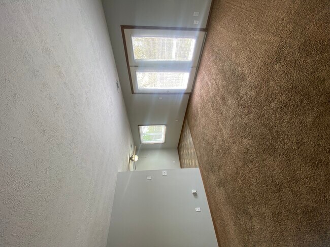 Foto del edificio - 2416 E 50th St