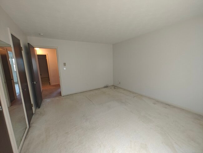 Foto del edificio - 18 Broadview Hts
