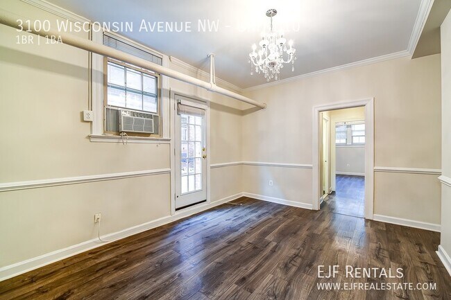 Foto del edificio - New To Market Wisconsin Avenue One Bedroom...