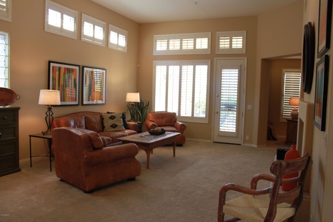 Foto del edificio - 32952 N 70th St