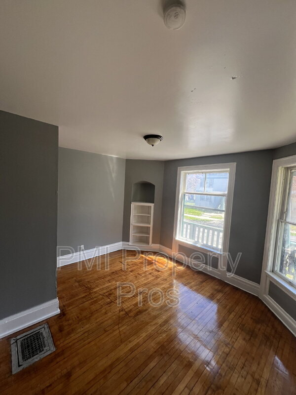 Building Photo - 1313 N 23rd St