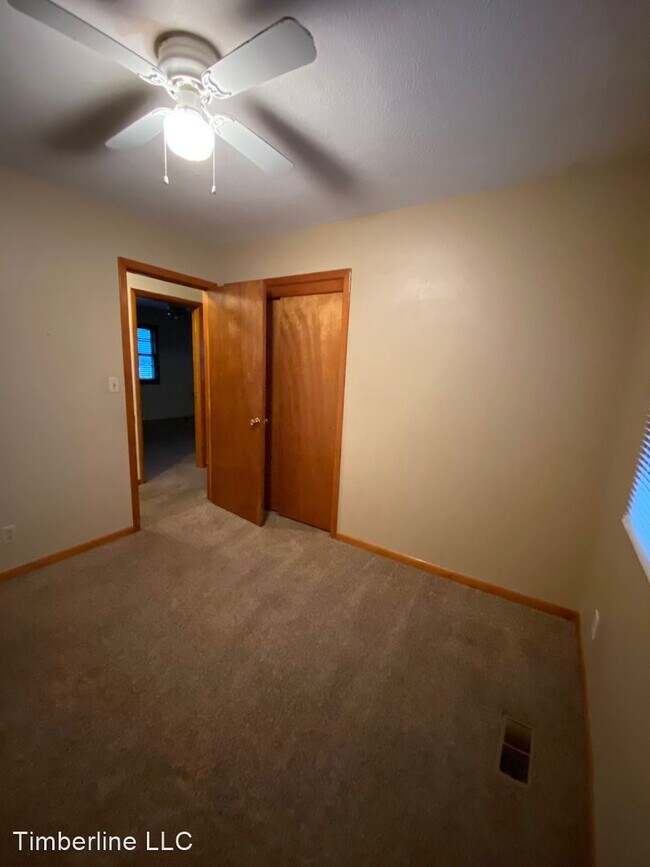 Building Photo - 5 br, 2 bath House - 1832 sw 16th