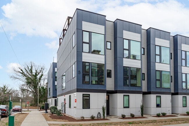 Building Photo - 5 Seawell Ave