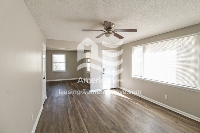 Building Photo - 103 Donald Dr