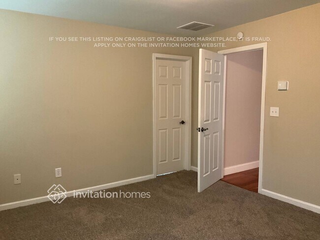 Building Photo - 5389 Whiporwill Dr