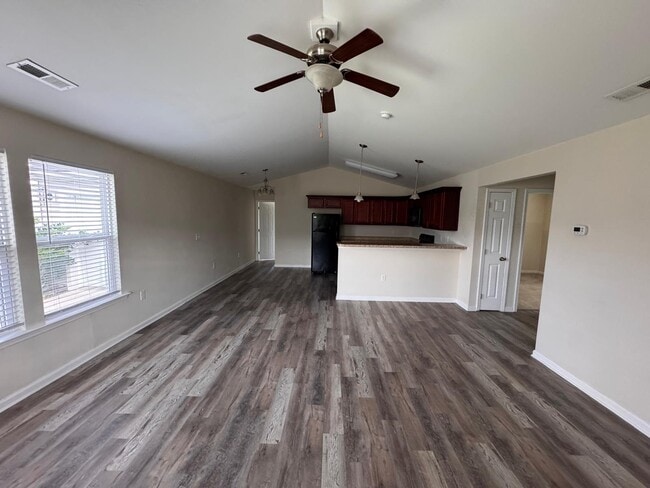 Building Photo - 1411 Boker Rd