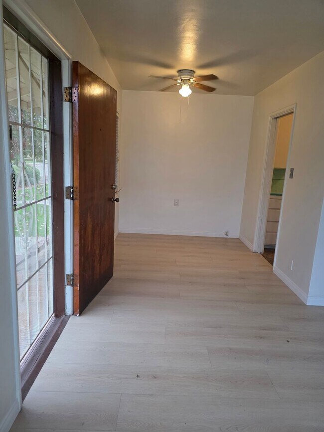 Foto del edificio - 2908 Sunset Ave