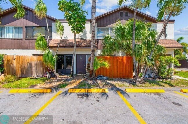 Foto del edificio - 3200 NW 5th Terrace