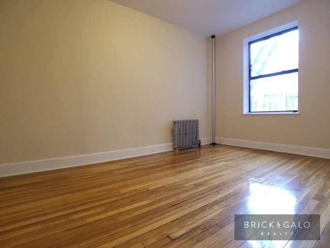 Foto del edificio - 179 Linden Blvd