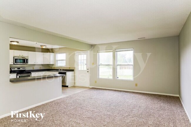 Building Photo - 8837 Hosta Way