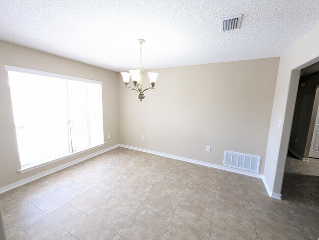 Building Photo - 9708 Parker Lake Cir